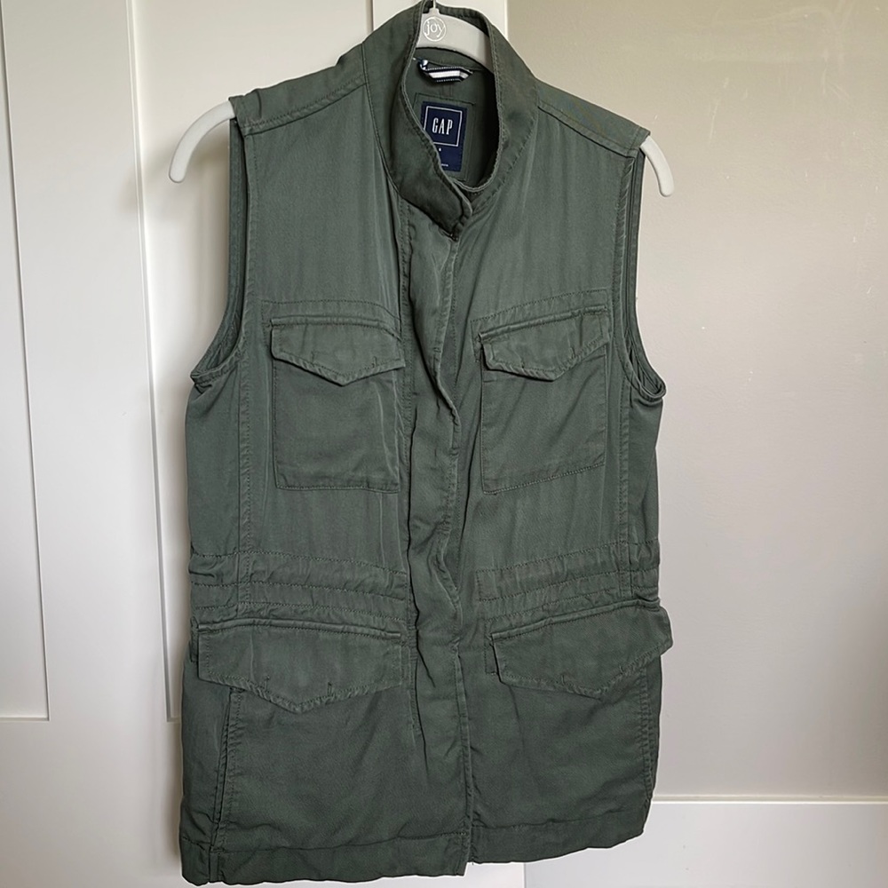 Vest✨